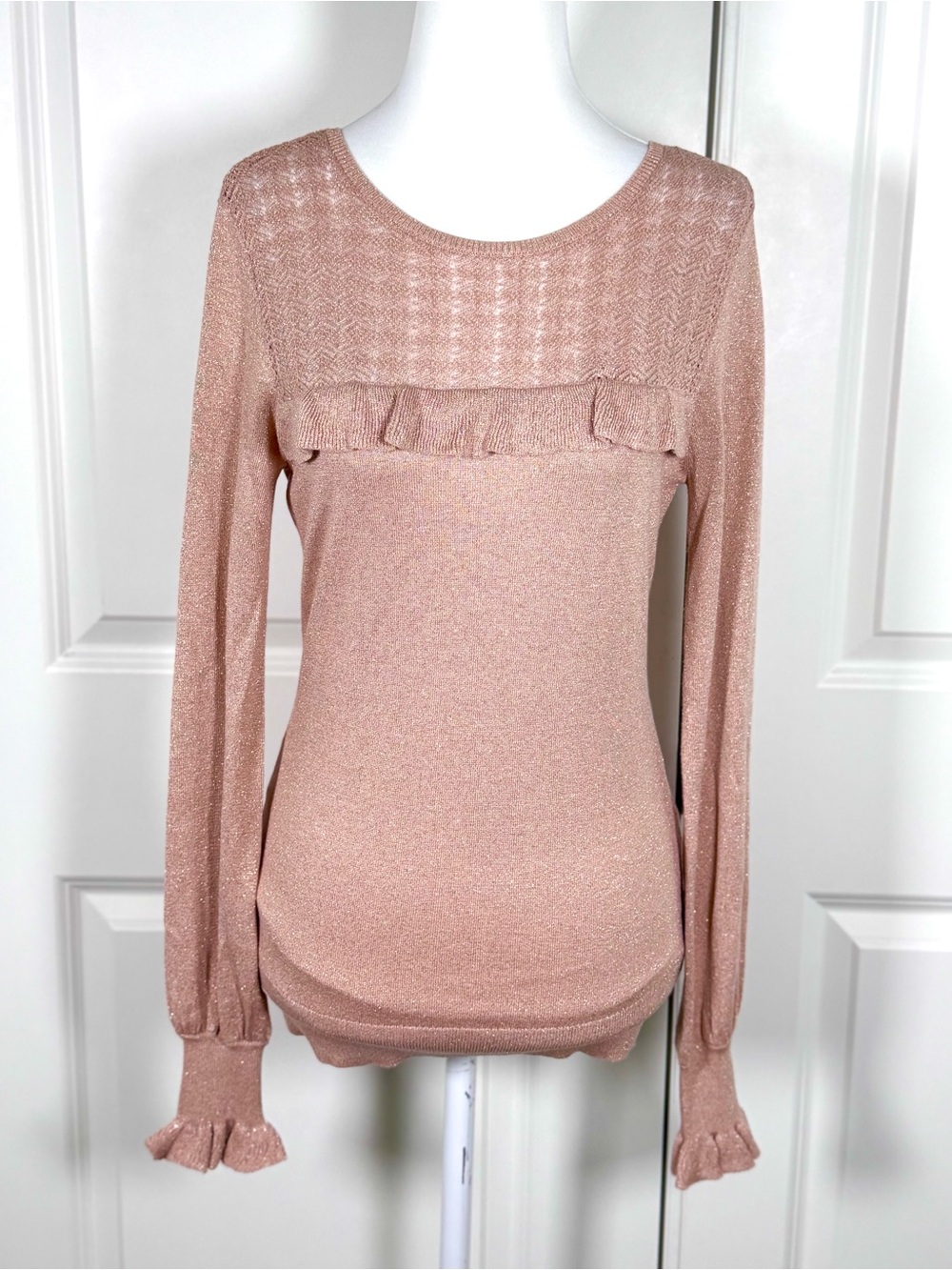 White House Black Market Pink Metallic Lace Sweater XS Holiday Romantic Party